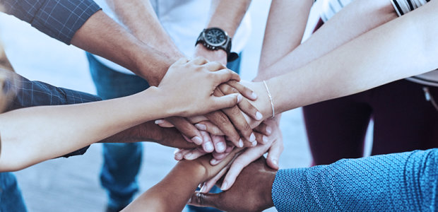 Header Karriere - © iStock/PeopleImages Header Karriere