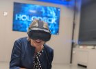 Vizepräsidentin Anette Lenz bei der Besichtigung des Holodeck im Juli 2023